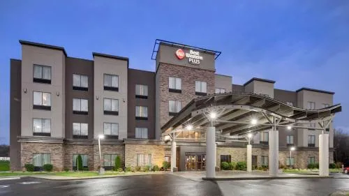 Best Western Plus Atrium Inn & Suites in Clarksville