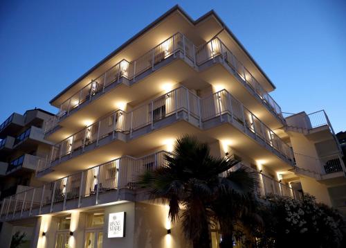 Afbeelding uit fotogalerij van Hotel Riva e Mare in Rimini