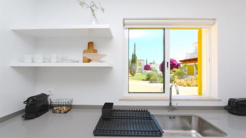 Vila Chez Lee, 219 Aldeia do Golf-CleverDetails - Sleeps 6, quiet area