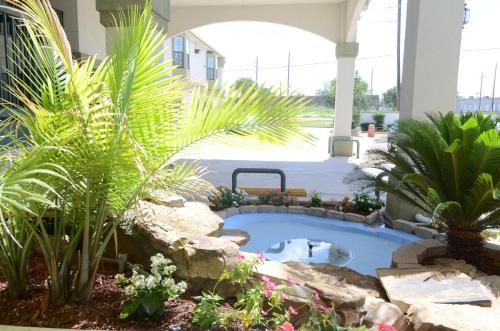 Scottish Inn and Suites NRG Park/Texas Medical Center - Houston Image
