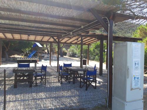 Foto dalla galleria di NISPORTO APPARTAMENTO 100 MT DAL MARE E PISCINA a Nisporto