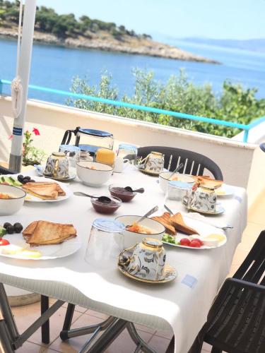 Jídlo v apartmánu nebo okolí