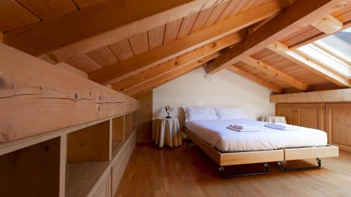 Giường trong phòng chung tại Italianway - Monte Solena 45C