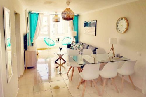 Céntrico apartamento 221 by CASAS COCODRILO