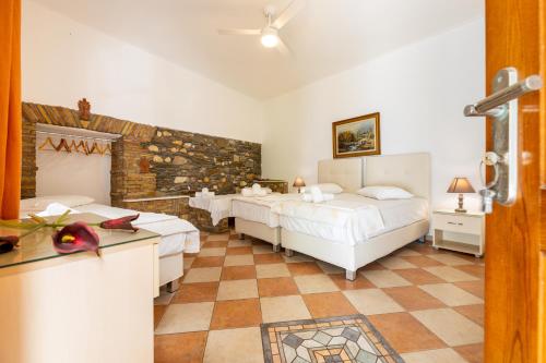 En eller flere senge i et værelse på Town House for 6-16 with AC