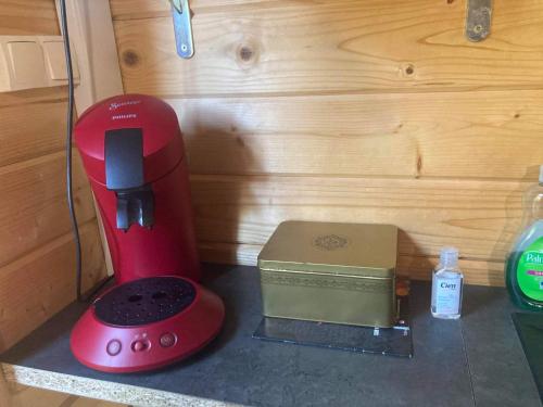 Fotografie z fotogalerie ubytování Chalet dans la garrigue provençale v destinaci Cornillon-Confoux