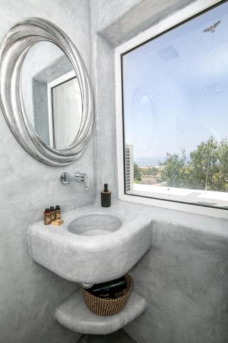 Sensia Studio with Sea View