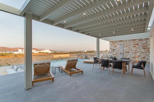 Гостиная зона в T7 LUXURY VILLAS PAROS