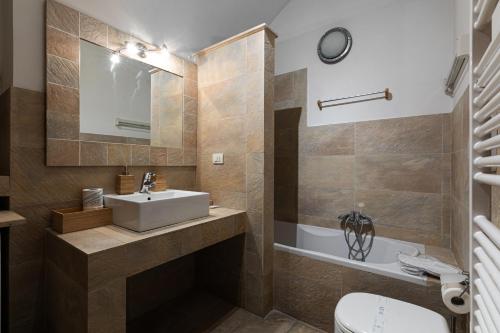 Un baño de Lovin Roma Piazza di Spagna