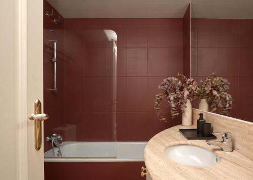 Vonios kambarys apgyvendinimo įstaigoje Stay U-nique Apartments Ronda Sant Pere