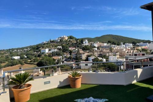 Ibiza Santa Eulalia junto playa, Santa Eularia des Riu ...