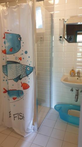 A bathroom at MiLa Home Balaton