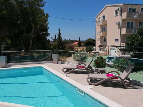 Fotografie z fotogalerie ubytování Villa NOVAMARIN - heated pool, sauna, garden v destinaci Drage