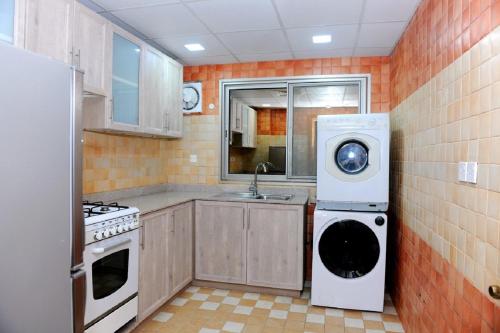 DIAMOND APARTMENTS – Photos 4