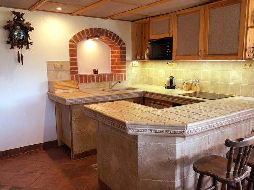 Kuchyňa alebo kuchynka v ubytovaní Penzion SURF