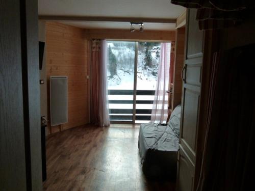 Φωτογραφία από το άλμπουμ του Appartement EPICEA Residence Front de neige σε Montferrier