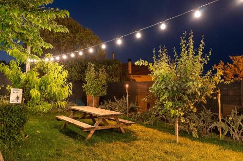 Un jardín fuera de B&B LA GRADINA