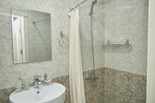 Ένα μπάνιο στο Hotel Muqaddas