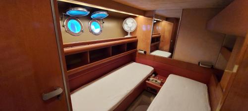 Yacht Charter Nice Cannes Antibes
