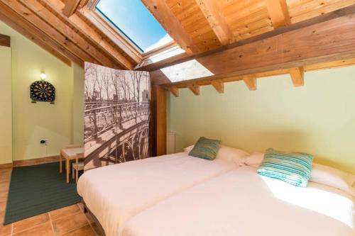 Кровать или кровати в номере ¡Nuevo! Espectacular casa recién reformada con piscina