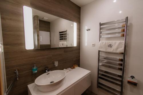 Vonios kambarys apgyvendinimo įstaigoje Apartmán D213 Hrebienok Resort 2