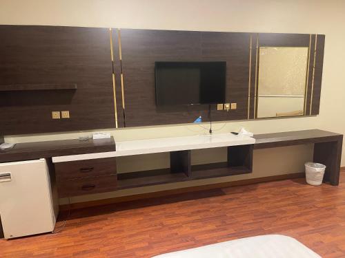 Kamar mandi di Relax Day Hotel