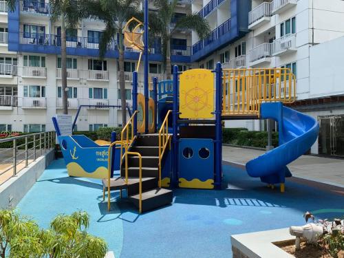 Herní místnost nebo prostor pro děti v ubytování Wind and Sea at Sea Residences