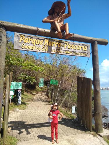 Hosté ubytování Edf Gil Nogueira - Praia do Morro - GUARAPARI - ES - Brasil - 4º Andar TELA Proteção - FRENTE Sol Manhã - 02 quartos com Split - WIFI - Varanda Gourmet com CHURRASQUEIRA - 02 elevadores - 01 Vaga - PISCINA - Sauna - Portaria 24 HRS - 50m da Praia do Morro