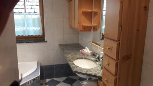 Kúpeľňa v ubytovaní Ferienwohnung Appesbacher