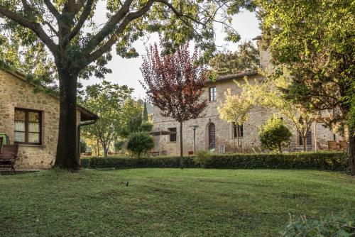 Κήπος έξω από το Borgo Al Cerro