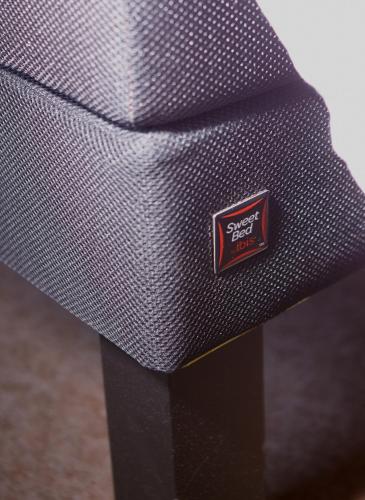 a close up of a hat on top at Ibis Saint Étienne - La Terrasse in Saint-Étienne
