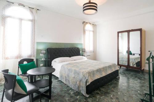 Gallery image of Key of Venice Guest House in Venice