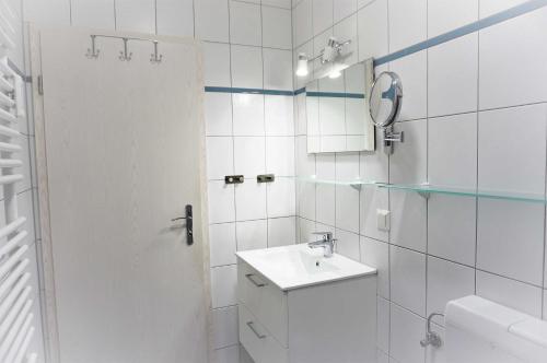 Et badeværelse på Villa Azur WE18149