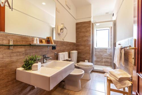 Kúpeľňa v ubytovaní Corsaro Etna Hotel&SPA