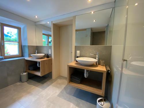 Un baño de Gasthaus Sulzfluh