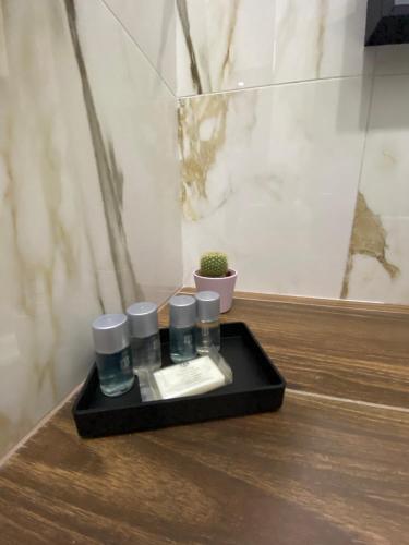 Kylpyhuone majoituspaikassa Katarios Suite
