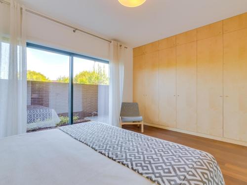 L'orangerie modern 1bdr apartment, ground floor photo 2