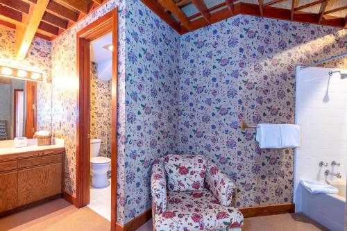 Vonios kambarys apgyvendinimo įstaigoje Pinnacle #1484