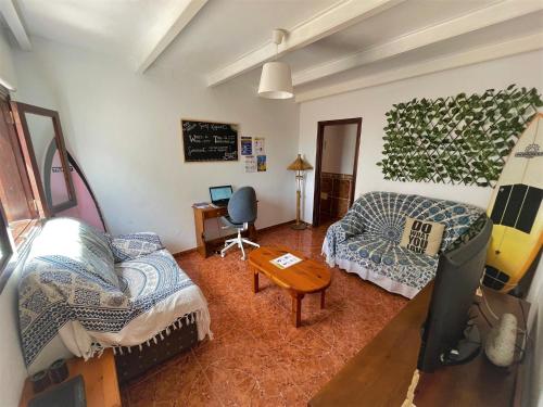 Gallery image of Banana Surf House in Los Cristianos