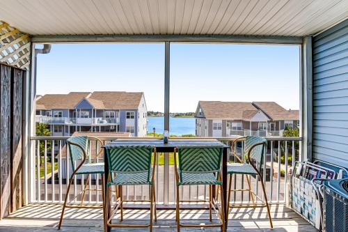 Bethany Bay --- 605 Crowley – Photos 4