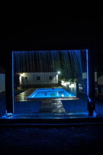 Kolam renang di atau dekat dengan Skriveni raj