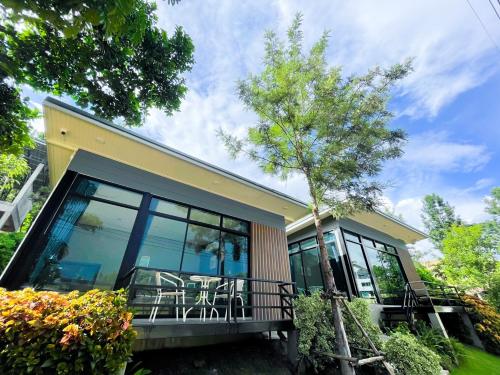 Bangunan di mana terletaknya hotel