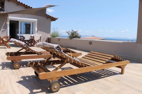 Φωτογραφία από το άλμπουμ του SEA VIEW APARTMENT 15 MIN FROM ATHENS AIRPORT στη Νέα Μάκρη