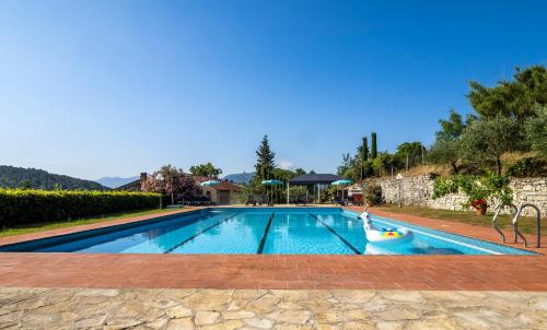 The swimming pool at or close to Residence al Foionco