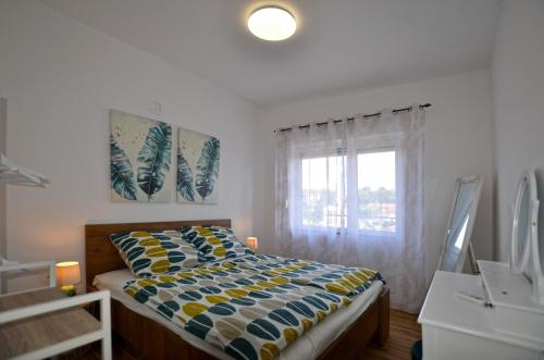 Sarah Apartment