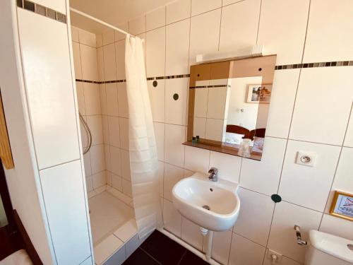 Koupelna v ubytování Hotel Bistrot FINE