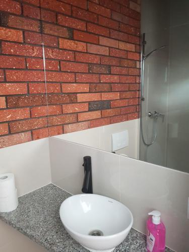 Kúpeľňa v ubytovaní MŁYŃSKA 8 Opole-Górki