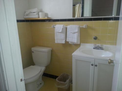 
A bathroom at XIT Ranch Motel
