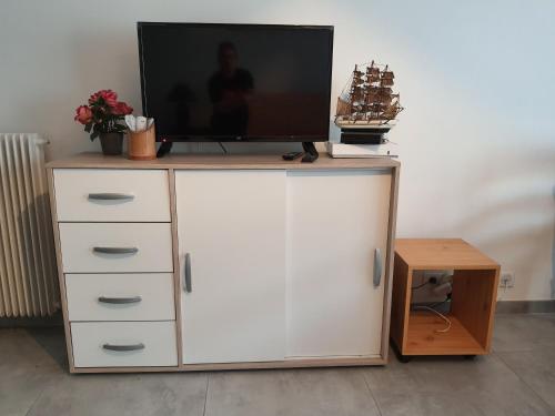 Port Vauban appartement F3 refait à neuf photo 42