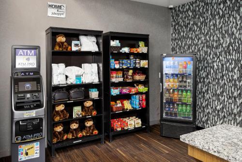 Home Inn & Suites - Swift Current